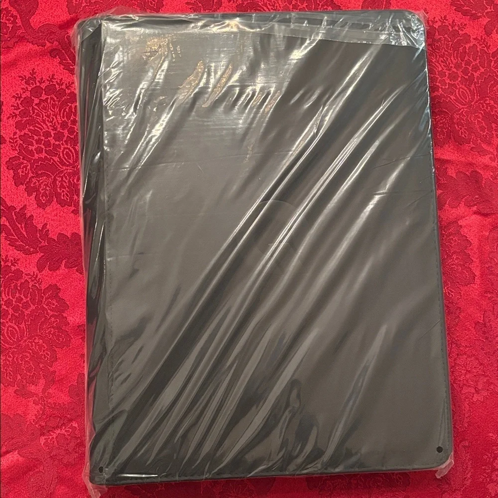 Brand New Large 1024 Pocket Trading Card Holder Binder Baseball Sports Storage